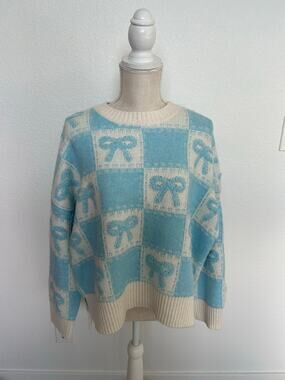 Soho & Stella Coquette Oversized Cozy Blue and White Bow Sweater - L